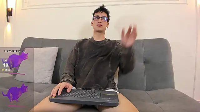 Cum hunters online show from 3, 3, 2026