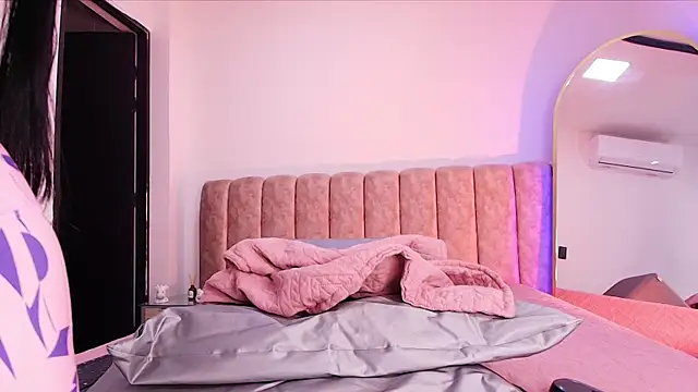 Snapshot of Auroraa_miller chatting on 9, 1, 2026 Auroraa miller online show from 9, 1, 2026