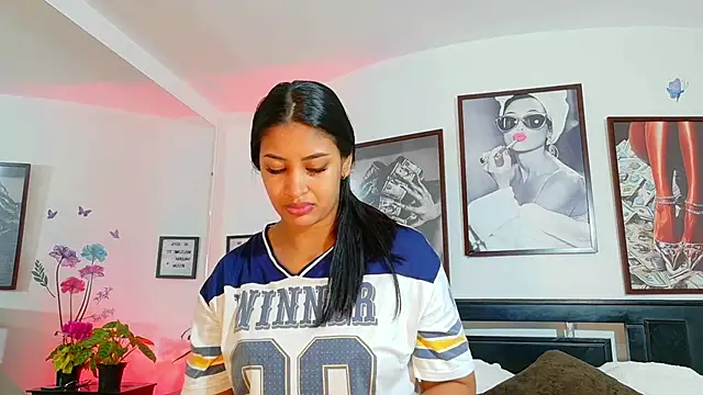 Snapshot of loretahorny chatting on 24, 3, 2026 loretahorny online show from 24, 3, 2026