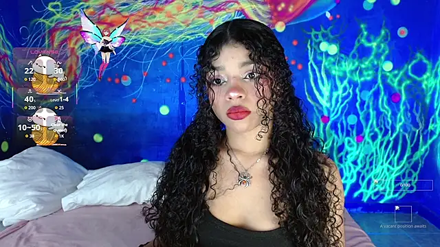 lucie petite online show from 13, 11, 2025