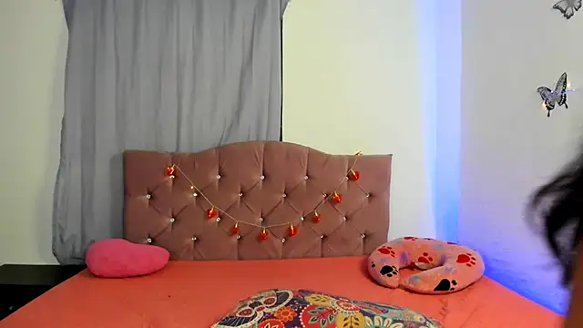 Snapshot of _TommyandGrace chatting on 15, 2, 2025 TommyandGrace online show from 15, 2, 2025