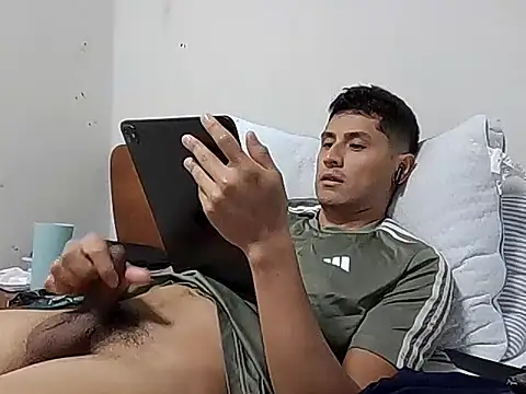 PerroDemonioHot online show from 25, 9, 2025