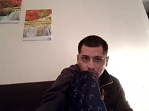 Snapshot of PerroDemonioHot chatting on 2, 4, 2026 PerroDemonioHot online show from 2, 4, 2026