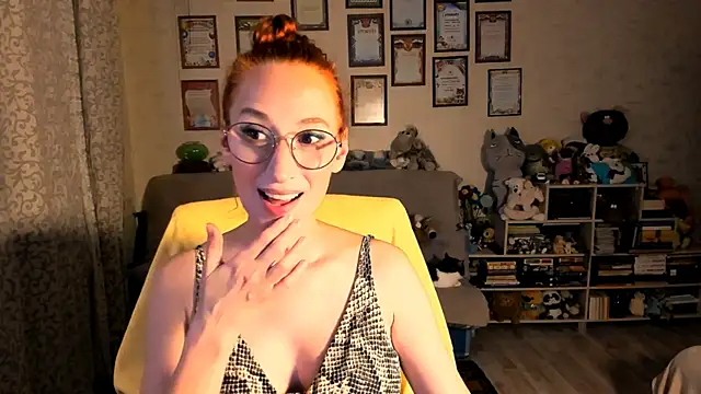 red rocco online show from 18, 10, 2025