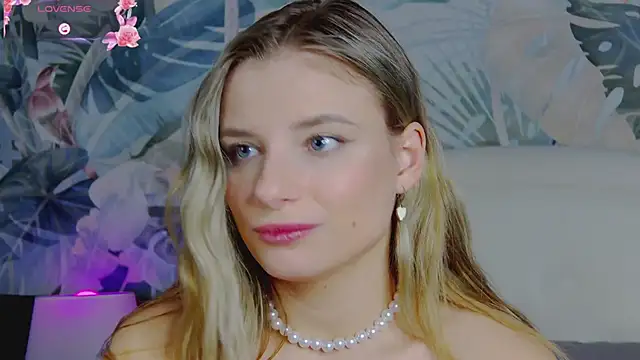 LanaSparks online show from 7, 3, 2025