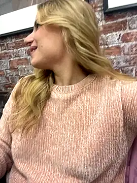 LanaSparks online show from 2, 10, 2025