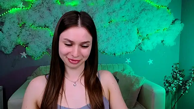 flora ri online show from 11, 4, 2026