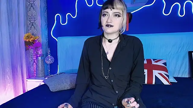Snapshot of JeanneSabatier chatting on 21, 5, 2026 JeanneSabatier online show from 21, 5, 2026
