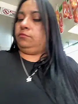 Miia Jazmin online show from 28, 2, 2025