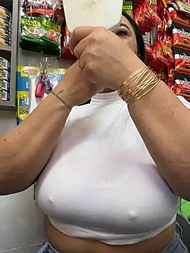 Snapshot of Miia_Jazmin chatting on 14, 12, 2025 Miia Jazmin online show from 14, 12, 2025