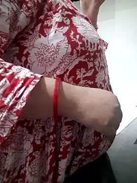 Snapshot of Hot_Juicy_Candy chatting on 18, 12, 2025 Hot Juicy Candy online show from 18, 12, 2025