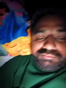 Snapshot of Raziv_komal143 chatting on 4, 3, 2025 Raziv komal143 online show from 4, 3, 2025