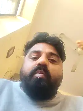 Snapshot of Raziv_komal143 chatting on 10, 11, 2025 Raziv komal143 online show from 10, 11, 2025