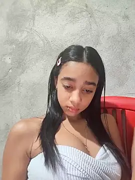 Zoe Sweett18 online show from 5, 2, 2026