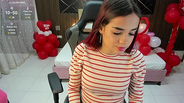 Snapshot of Lolly_18 chatting on 12, 2, 2025 Lolly 18 online show from 12, 2, 2025