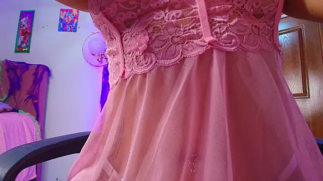 Snapshot of MiaFlamesxxx chatting on 16, 10, 2025 MiaFlamesxxx online show from 16, 10, 2025