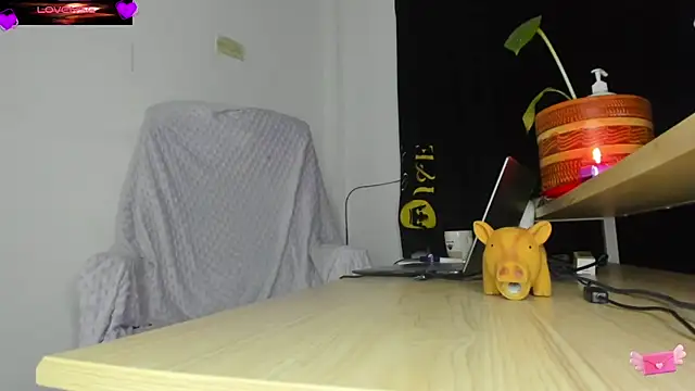 VioletParkker online show from 7, 3, 2026