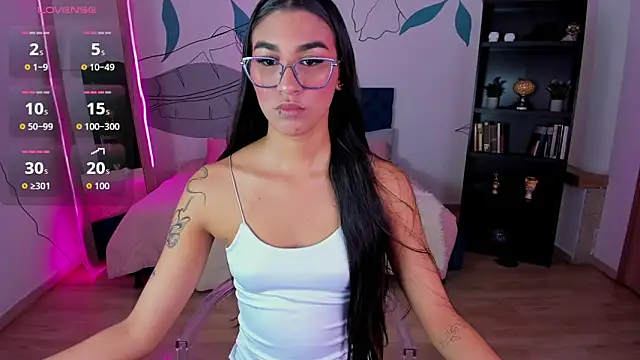 Dana Paula online show from 2, 11, 2025