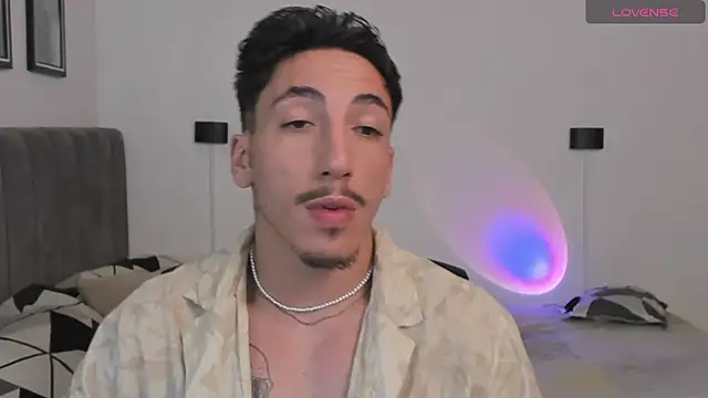 dylanspencer28 online show from 17, 2, 2025