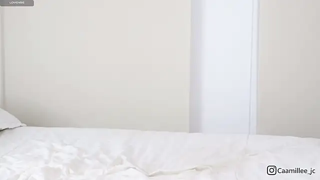 caamillee  online show from 8, 1, 2026