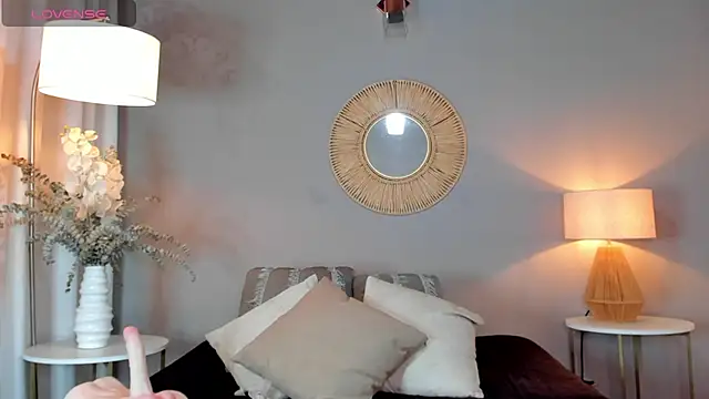 Snapshot of viviannehill_hot chatting on 10, 2, 2025 viviannehill hot online show from 10, 2, 2025