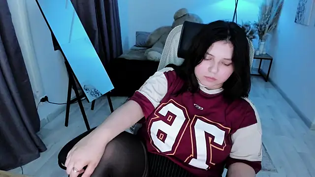 Snapshot of DiaAngell chatting on 28, 7, 2026 DiaAngell online show from 28, 7, 2026