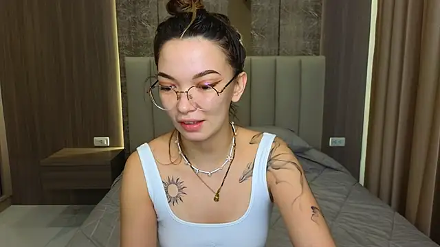 SusannJohnson online show from 28, 11, 2025