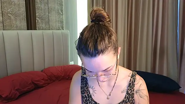SusannJohnson online show from 17, 5, 2026