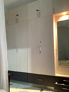 madell online show from 31, 10, 2025