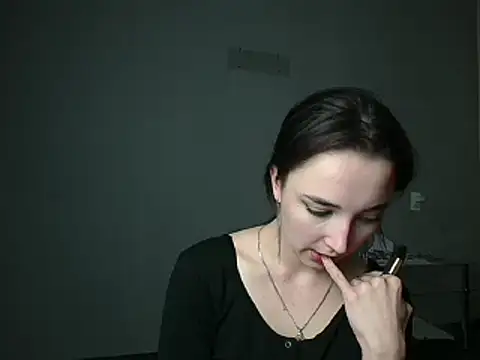 Eva Gloryy online show from 7, 3, 2025