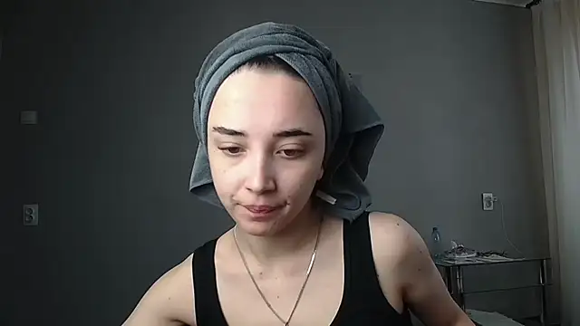 Eva Gloryy online show from 14, 3, 2025