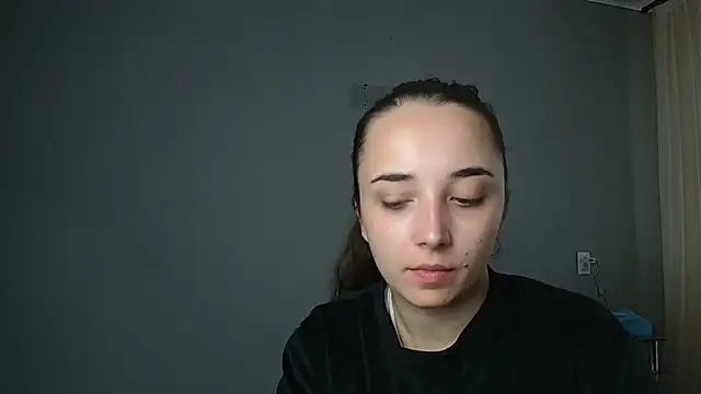 Eva Gloryy online show from 19, 9, 2025