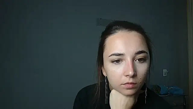 Eva Gloryy online show from 27, 9, 2025