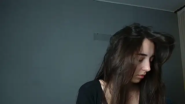 Eva Gloryy online show from 17, 11, 2025