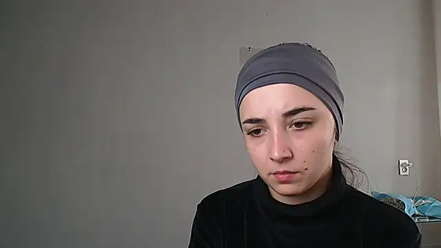 Eva Gloryy online show from 25, 11, 2025