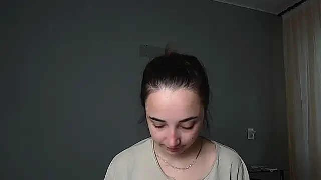 Eva Gloryy online show from 13, 5, 2026