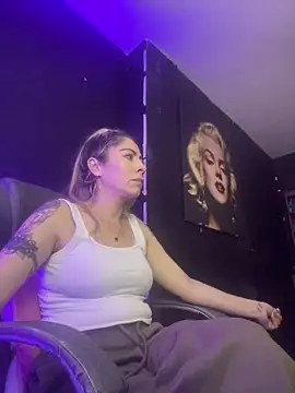 Snapshot of viktoria_davis_ chatting on 27, 4, 2026 viktoria davis online show from 27, 4, 2026