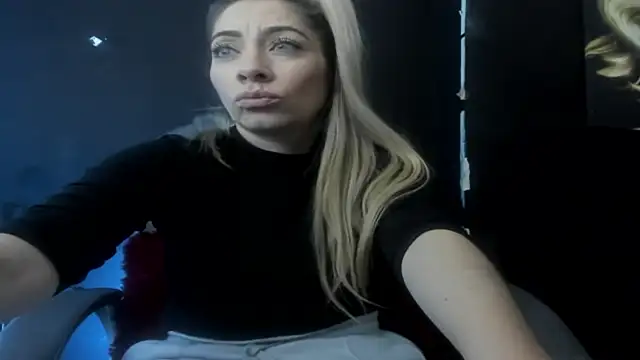 Snapshot of viktoria_davis_ chatting on 29, 4, 2026 viktoria davis online show from 29, 4, 2026