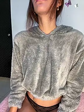 zoe storm online show from 16, 10, 2025