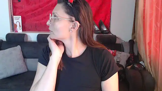 sachaclinford online show from 15, 10, 2025