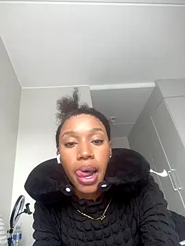 Snapshot of Go_Meg chatting on 1, 12, 2025 Go Meg online show from 1, 12, 2025