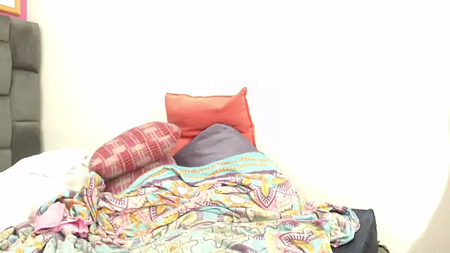 Snapshot of Lola_Honney chatting on 21, 1, 2025 Lola Honney online show from 21, 1, 2025