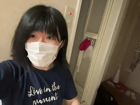 Snapshot of riri_riri_jp chatting on 18, 6, 2026 riri riri jp online show from 18, 6, 2026