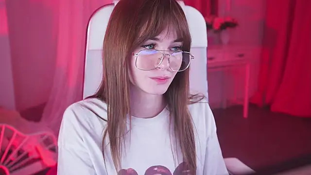 DakotaaJohnnson online show from 30, 1, 2025