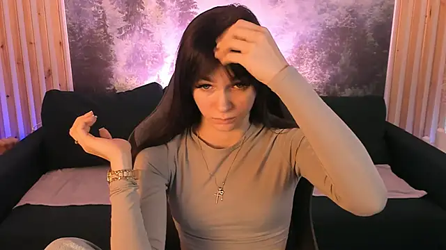 DakotaaJohnnson online show from 15, 3, 2025