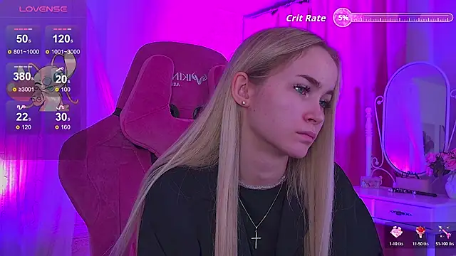 DakotaaJohnnson online show from 24, 9, 2025