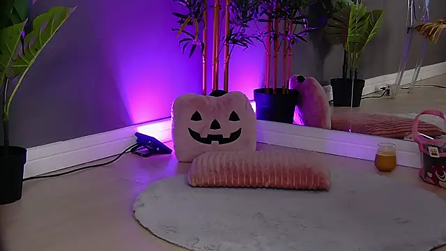 PatriciaSpice online show from 6, 11, 2025