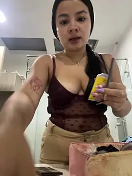 ValeriaOrtega online show from 18, 4, 2026