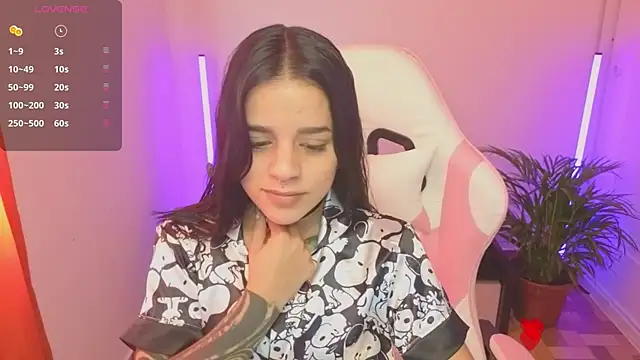 Snapshot of Nicole_Foxx_ chatting on 19, 5, 2026 Nicole Foxx online show from 19, 5, 2026