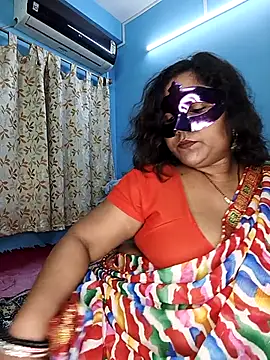 Snapshot of hevensex143 chatting on 25, 2, 2026 hevensex143 online show from 25, 2, 2026